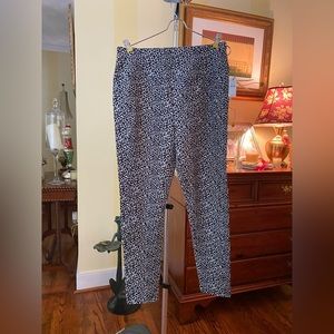 Talbots NWT 2022 Leopard Leggings pants. Size LArge. Comfort and Style!